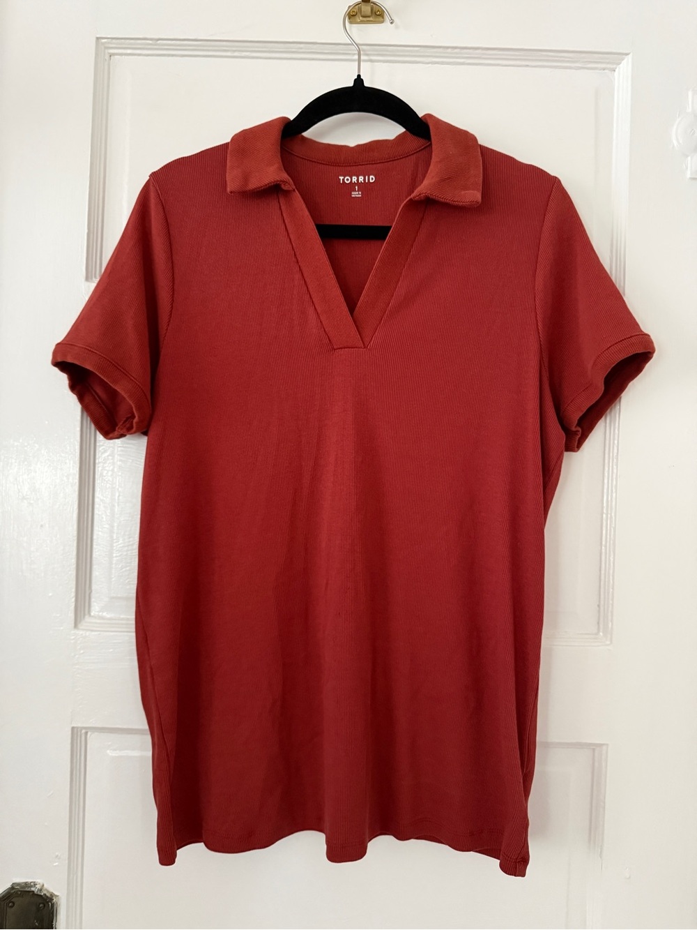 torrid Rust Red V‑Neck Short Sleeve Polo